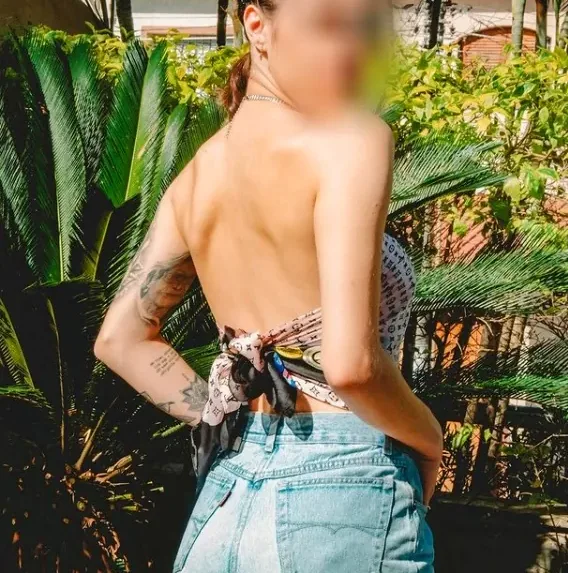 Lucia, 29