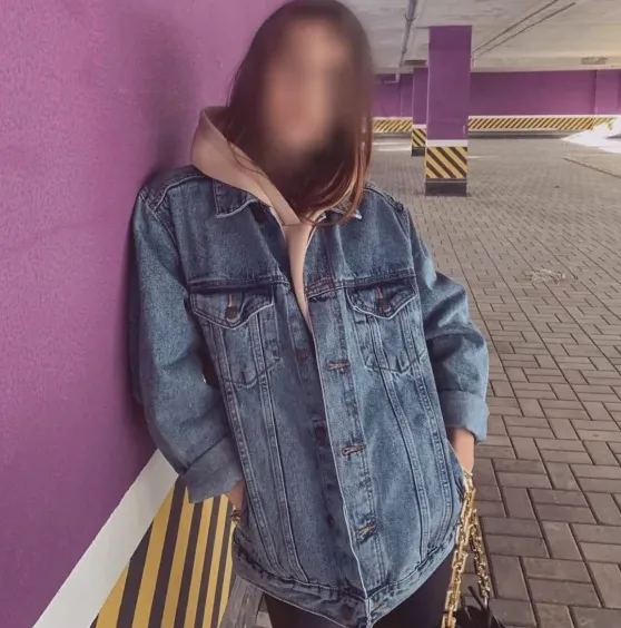 Nicole, 31