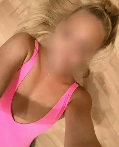 Özlem, 32