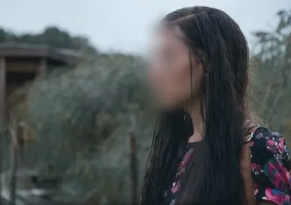 Selina, 40